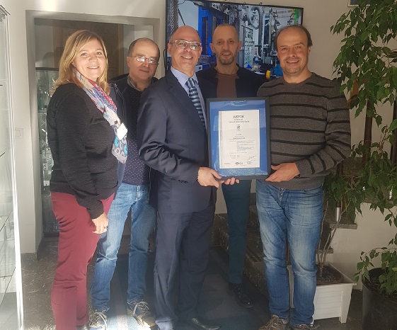 Undicesima certificazione per il GRUPPO TRATOS