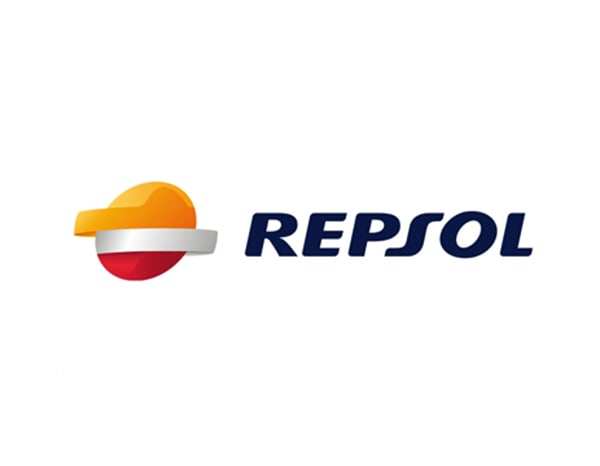 AENOR consegna a Repsol la DAP sui suoi bitumi e sulle emulsioni bituminose